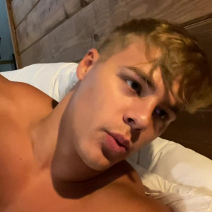 Video by peachyyboy published on April 29,2023 04:23:00 - BestThots