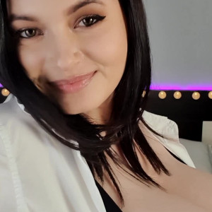 Video by bustyema_official published on April 18,2023 21:19:00 - BestThots