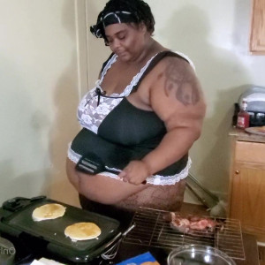 gluttongirlz #5424610