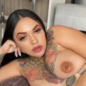 laynakiss #4223184