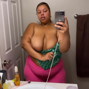 Video by bigseeeeexxy published on August 17,2023 10:18:46 - BestThots