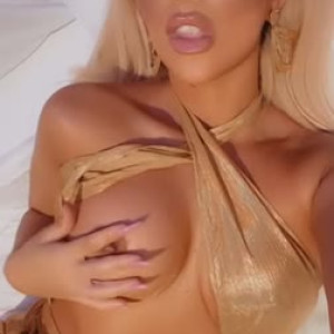 siennablack20 #3286693