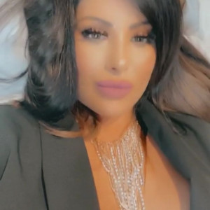 siennablack20 #4612904