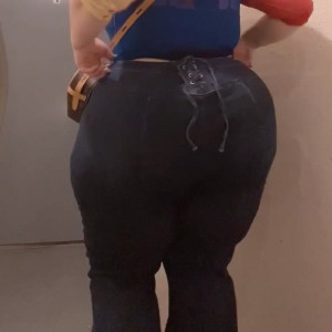 Video by udderlyadorable published on May 4,2023 09:05:00 - BestThots