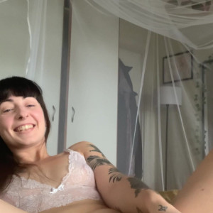 Video by scarletaddiction published on April 14,2023 02:26:00 - BestThots