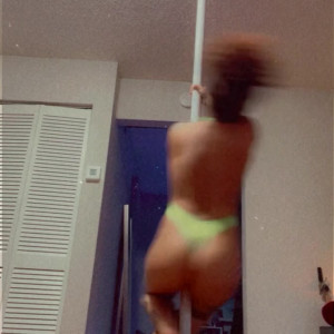 Video by azulaax published on April 6,2023 22:54:00 - BestThots