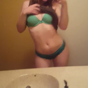 ellanovaxxx #9076553