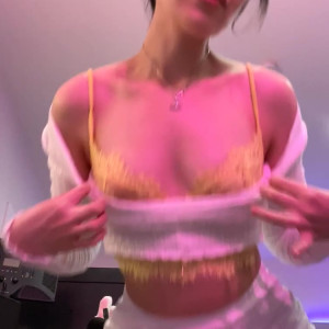Video by cyberstephanie published on March 29,2023 20:12:00 - BestThots