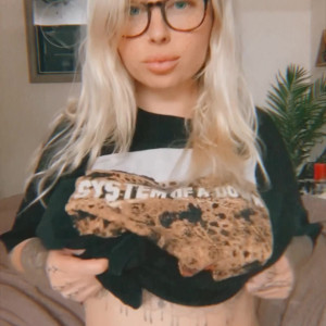 Video by vickyaisha published on July 17,2023 00:36:00 - BestThots