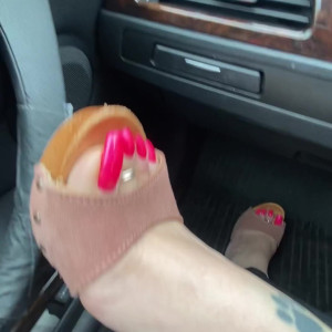 Video by tatianasnaughtytoes published on June 20,2023 01:47:00 - BestThots