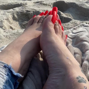 tatianasnaughtytoes #4612428