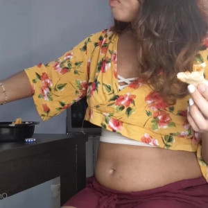 Video by ellaeating published on May 7,2023 03:08:00 - BestThots