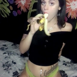 Video by joslynnn_rose published on March 31,2023 07:05:00 - BestThots