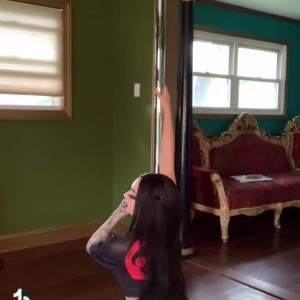 Video by rinakitty19 published on April 10,2023 19:39:00 - BestThots
