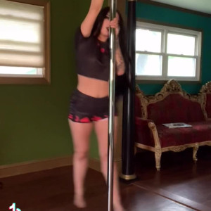 Video by rinakitty19 published on April 24,2023 11:44:00 - BestThots