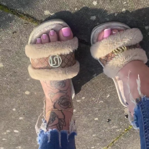 Video by bunnythefootmodel published on June 4,2023 19:26:00 - BestThots