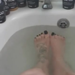 Video by bunnythefootmodel published on May 10,2023 15:23:00 - BestThots