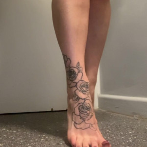 Video by bunnythefootmodel published on March 29,2023 02:11:00 - BestThots