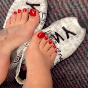 Video by bunnythefootmodel published on March 22,2023 17:47:00 - BestThots