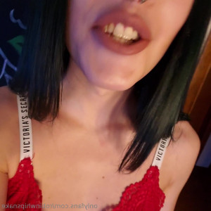 tsrobinbanks #4381888