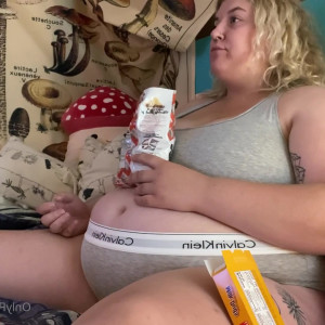 Video by softnsweeet0 published on August 18,2023 10:52:00 - BestThots