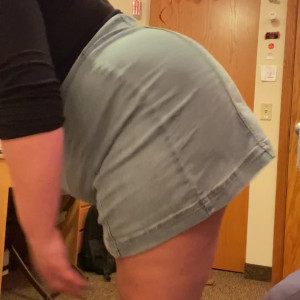 Video by softnsweeet0 published on June 13,2023 05:23:00 - BestThots