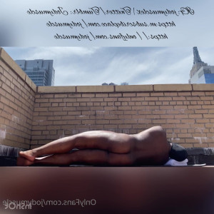 Video by jodymuscle published on April 9,2023 00:28:00 - BestThots