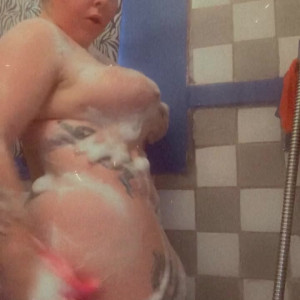 Video by tattedchubbygf published on May 15,2023 00:57:00 - BestThots