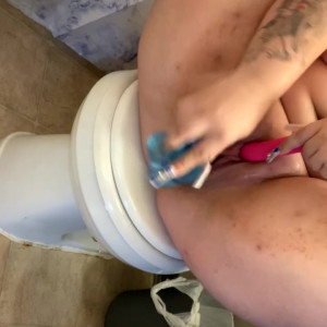 Video by tattedchubbygf published on June 13,2023 14:33:00 - BestThots