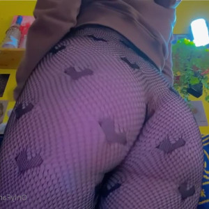 Video by hellgirrl published on May 31,2023 22:54:00 - BestThots