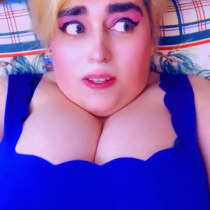 Video by berrychicka published on June 3,2023 17:48:00 - BestThots