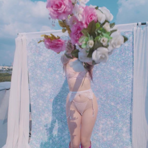 Video by xmishacrossx published on March 6,2023 01:04:00 - BestThots