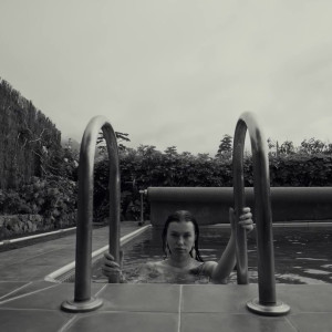 Video by xmishacrossx published on April 10,2023 03:34:00 - BestThots