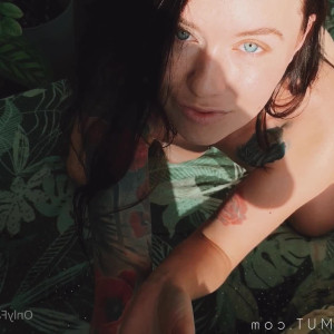 Video by xmishacrossx published on July 16,2023 20:46:00 - BestThots