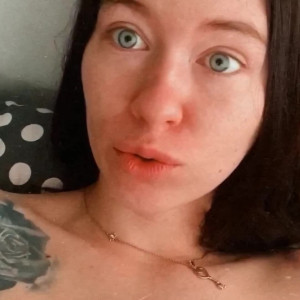 Video by xmishacrossx published on June 9,2023 15:08:00 - BestThots