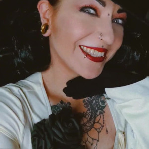 Video by pixiefeetnixx published on April 28,2023 12:31:00 - BestThots