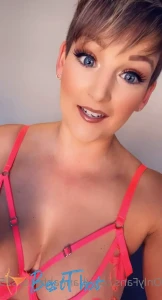 Video by hannahbrooks25 published on January 22,2025 03:02:43 - BestThots