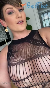 Video by hannahbrooks25 published on January 22,2025 04:02:34 - BestThots