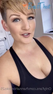 Video by hannahbrooks25 published on January 22,2025 05:00:39 - BestThots