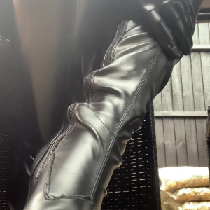 Video by mistressleiaa published on March 8,2023 07:40:00 - BestThots