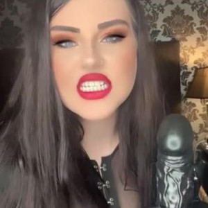 Video by mistressleiaa published on March 31,2023 12:21:00 - BestThots