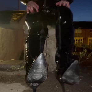 mistressleiaa #4419471