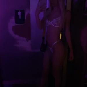 Video by badlittlebarbie18 published on August 21,2023 01:15:00 - BestThots