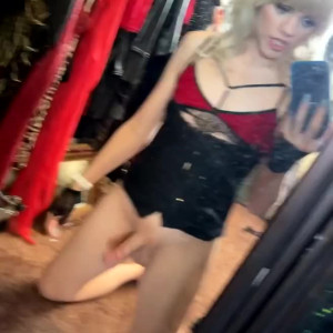 katezoha #3307631