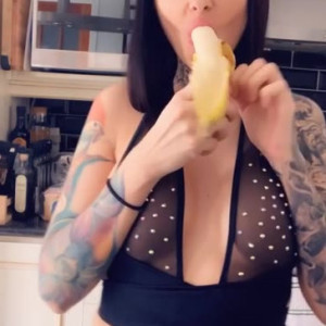 Video by iamhely published on April 7,2023 00:39:00 - BestThots