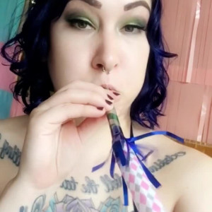 Video by lovelizziedaniels published on June 30,2023 13:47:00 - BestThots