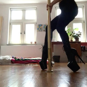 Video by emiliamars published on April 23,2023 09:22:00 - BestThots