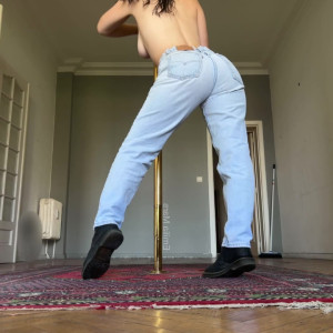 Video by emiliamars published on June 18,2023 02:40:00 - BestThots