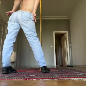 Video by emiliamars published on June 20,2023 09:58:00 - BestThots