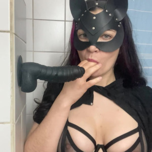 Video by emiliamars published on April 12,2023 17:52:00 - BestThots